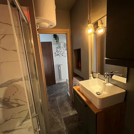 Anna Apartment *